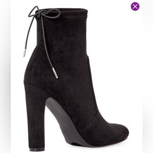 NWT Jesyna Suede Ankle Boots Black Slender Heel